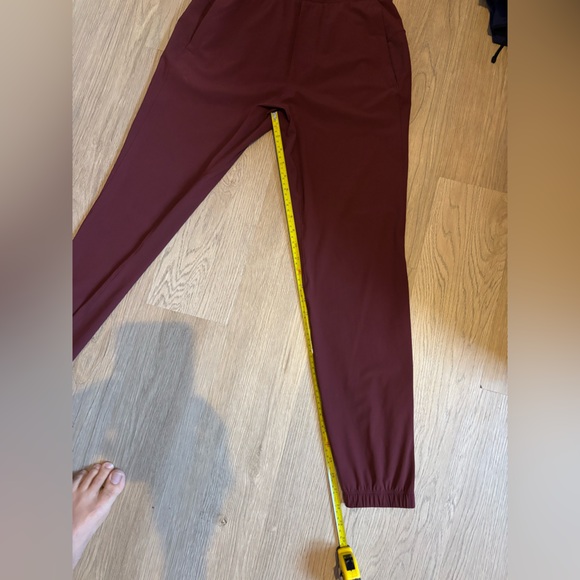 Lululemon Surge Jogger. Size XS. Great condition. - Picture 5 of 14